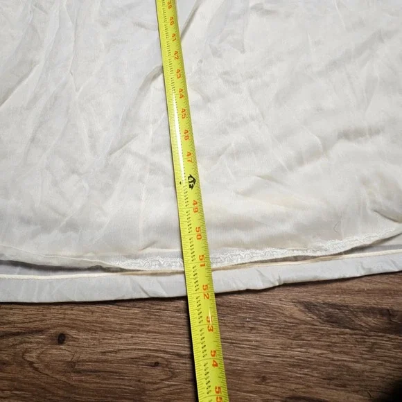 VTG Vanity Fair Lace Sheer Tulle Overlay Nightgown Slip Dress 34 Bridal Coquette - Picture 5 of 6